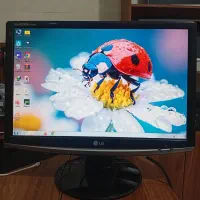 مانیتور ۱۹ اینچ برند LG با پایه فابریک|قطعات و لوازم جانبی رایانه|بابل, |دیوار