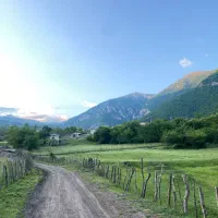 زمین ۳۰۰ متری در روستای چهار فصل مریان