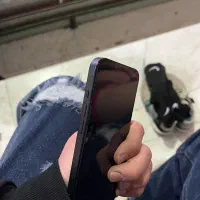 iPhone 13|موبایل|قم, چهل درخت|دیوار