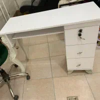 میز ناخن فروش فوری