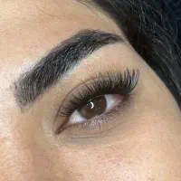 کاشت مژه ۱۵۰  لیفت ۱۵۰