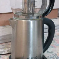 چای‌ساز برقی به همراه قوری شیشه ای