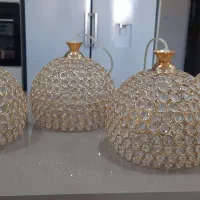 لوستر وتابلو و قالیچه و کناره
