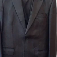 کت و شلوار و لباس زنانه