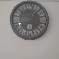 ساعت دیواری