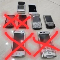 ۴عدد گوشی قدیمی ویترینی مناسب کلکسیون بازها