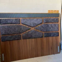 تخت کاملا در حد نو