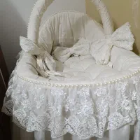 گهواره و سبد حمل چوبی