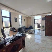 اداری ۶۰ متری *بر خیابان بازارچه مشتاق*|اجارهٔ دفتر کار، اتاق اداری، مطب|اصفهان, شهرستان|دیوار