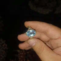 انگشتر توپاز