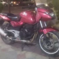 پالس ۲۲۰ باجاج