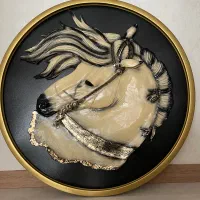 تابلو اسب برجسته دور فلزی