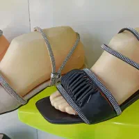 فروشنده خانم حقوق ۱۴/۰۰۰/۰۰۰ تومان