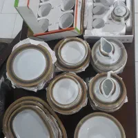 چینی سرویس ۹۴ پارچه سانی  طلایی