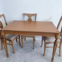 غذا خوری چوبی ۴نفره