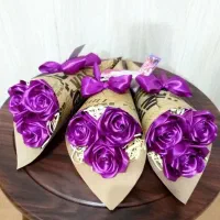 گل سه شاخه فقط200