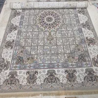 دو عدد فرش ۹ و ۱۲ در حد نو