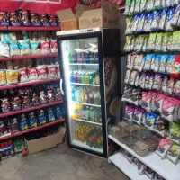 استخدام فروشنده  سوپر مارکت و فرکار فست فود