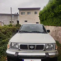 نیسان پیکاپ 86