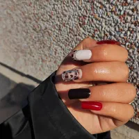 کاشت ناخن با تخفیف های باور نکردنی فقط تا یلدا|خدمات آرایشگری و زیبایی|زنجان, |دیوار