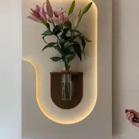 تابلو دکوراتیو نوری به همراه گلدان