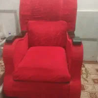 مبل هفت نفره با یک میز عسلی