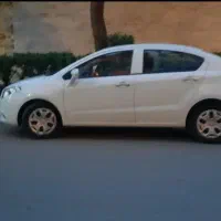 ماشین برلیانس سفید