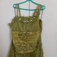 لباس.|لباس|فولادشهر, فولادشهر|دیوار