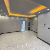 55متر طبقه سوم کوچه پایین عدل