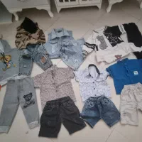 تعدادی لباس بچگانه یکسال تا دوسال