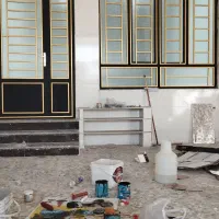 رنگ آمیزی انواع درب و پنجره و ساختمان قیمت مناسب