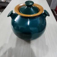 میوه خوری و ظرف سفالی