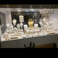 اجاره  ومغازه طلا فروشی  و مغازه موجود است