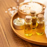 روغن ماساژ گیاهی درمانی