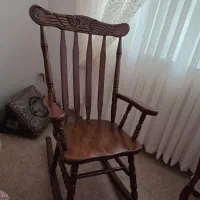صندلی راک و میز تحریر