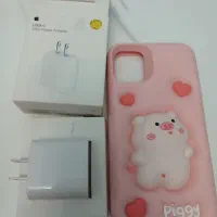 فروش آدابتور آیفون و قاب گوشی در حد نو