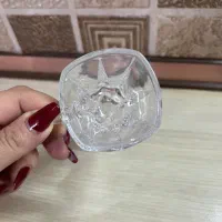 دو دست فنجان