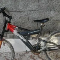 یک عدد دوچرخه بیست وچهار بفروش میرسد