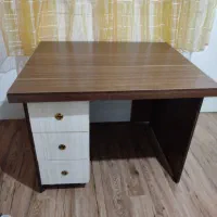 میز تحریر تمام ام دی اف