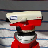 دوربین نقشه برداری لایکا NA720