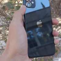 ایفون 11 در‌حد اک بدون نقطه