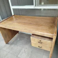میز تحریر چوبی تمیز و شیک مناسب منزل یا محل کار|میز تحریر و کامپیوتر|تهران, جمال‌زاده|دیوار