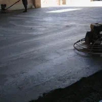 بتن ریزی کف به همراه ماله پروانه ای|خدمات پیشه و مهارت|قم, چهل درخت|دیوار