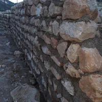 اجرای انواع کارهای بنایی سنگ کاری پی ولاشه چینی و.|خدمات پیشه و مهارت|ایذه, |دیوار