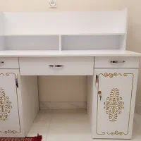 میز تحریر سالم وزیبا بدون خط وخش|میز تحریر و کامپیوتر|ملایر, |دیوار