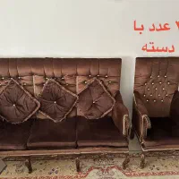 مبل ۹ نفره سلطنتی تخت جمشیدی و یک عدد کمد دوقلو