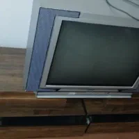 تلوزیون|تلویزیون و پروژکتور|صدرا-فارس, فاز ۱|دیوار