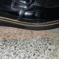 توجه دوعدد کفش درحد نوسایز 41و42،.|کیف، کفش، کمربند|شیراز, کوشک میدان|دیوار