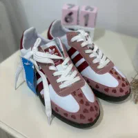 کتونی دخترونه|کیف، کفش، کمربند|کردکوی, |دیوار