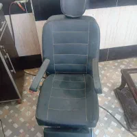 صندلی ارایشگاه متحرک